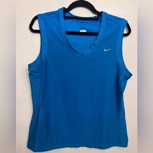 Nike Women's FIT DRY Tank - Large